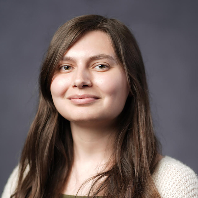 Headshot of Paris Nuñez